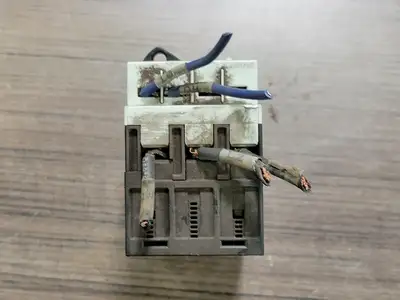 USED SIEMENS 3RV1011-0FA10