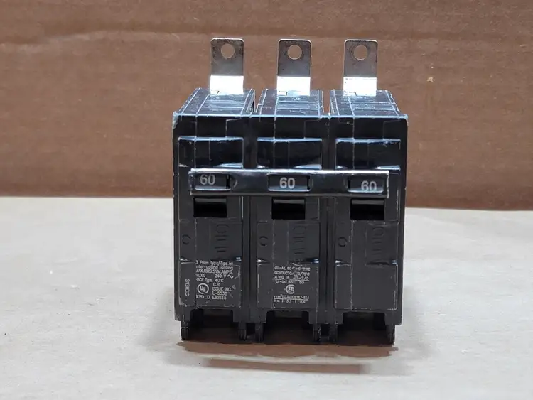 Used SIEMENS B360 Switchgears British Columbia CA | Lenmark #835798