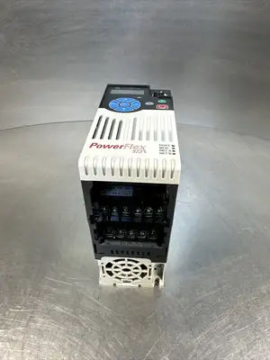 AB PowerFlex 523 1.5kW 2Hp AC Drive US 25A-D4P0N104 (BIN-1.4.4)