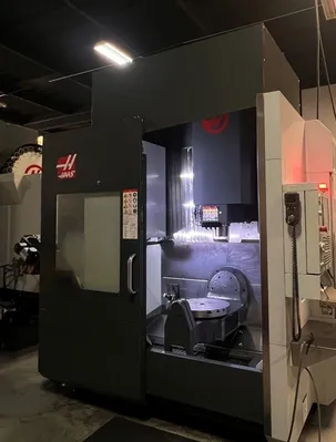 2018 HAAS UMC-750 Universal Machining Centers | Bayou Machinery (2)