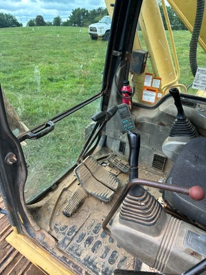 Used 2002 KOMATSU PC200LC-6LE Excavators Kentucky US | Proxy Equipment #1377847