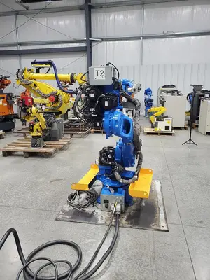USED YASKAWA MOTOMAN MH50-II