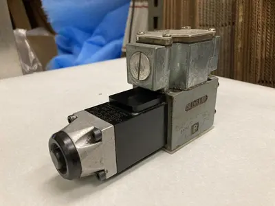 Used REXROTH 4WE6EA52/AG250 NDA/V Solenoid Valves Ohio US | Surplus Asset Holdings #1246589
