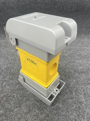 Used Hubbell HBLPOB1D Electrical Boxes California US | Davliegogo LLC #1705726