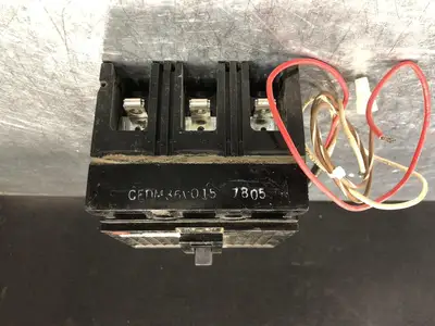 15 Amp, 3 Pole Circuit Breaker