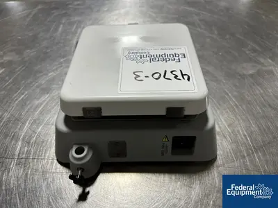 USED VWR VWR 7" x 7" Ceramic Top Digital Hot Plate / Stirrer