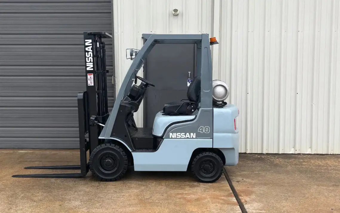 Used 2007 Nissan MP1F1A20LV Internal Combustion Forklifts: Pneumatic Tire New York US | United Lift #1446727