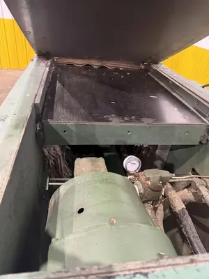 30" X 42" BALEMASTER MODEL #360A CLOSED DOOR HORIZONTAL HYDRAULIC BALER: YOBRO #25089