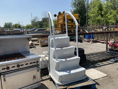 Used _UNKNOWN_ _UNKNOWN_ Ladders Michigan US | Miedema Asset Management Group #1307851