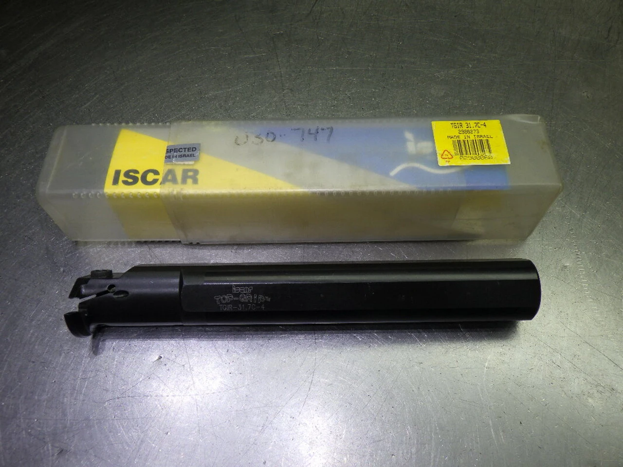 Iscar Coolant Thru Grooving Boring Bar 1.25" Shank TGIR 37.17C-4 (LOC2176)