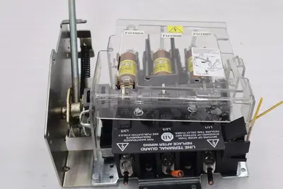 ALLEN BRADLEY 1494V-DS400 /1494V-FS60 DISCONNECT SWITCH / A 400A 600V STOCK 5305