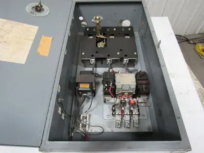 Cutler Hammer AC Magnetic Motor Controller Starter Combination 100Hp 200A 600V
