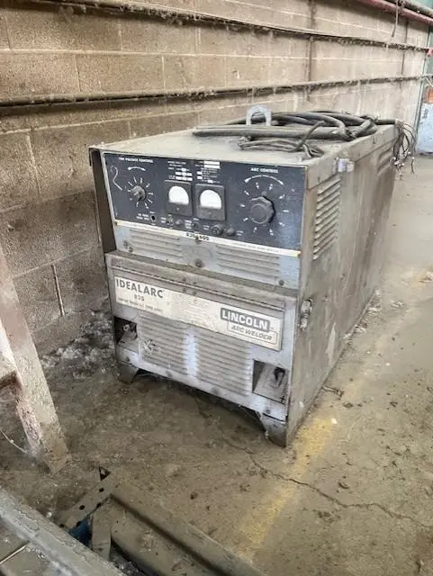 Used LINCOLN _UNKNOWN_ Arc Welders Ohio US | Yoder Brothers machinery 2 #174156