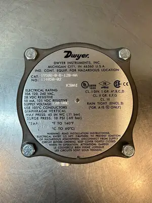 USED Dwyer Dwyer 114050-02