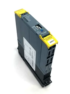 USED SIEMENS SIRIUS ADVANCED BASIC SAFETY RELAY UNIT W/ CONNECTOR TERM.