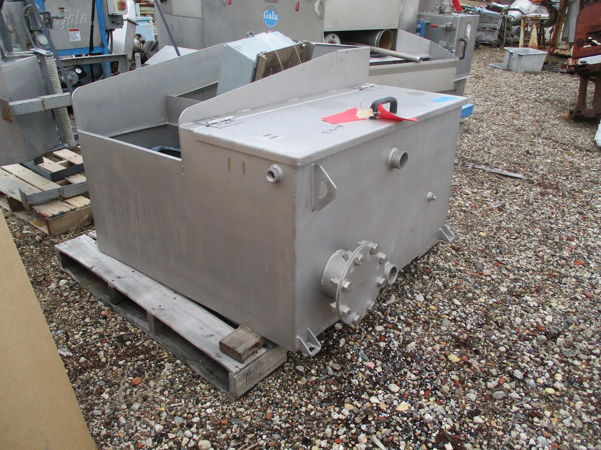 USED GALA 38" x 39"