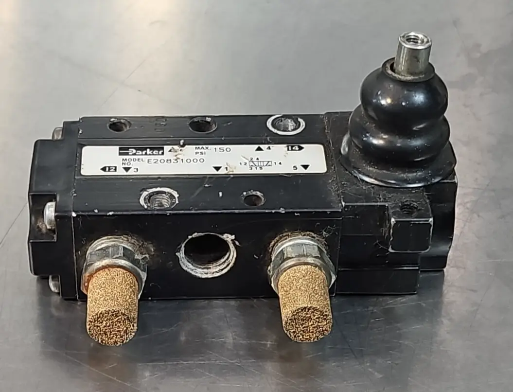 Parker E20831000 Manual Air Control 150 PSI Loc5B15