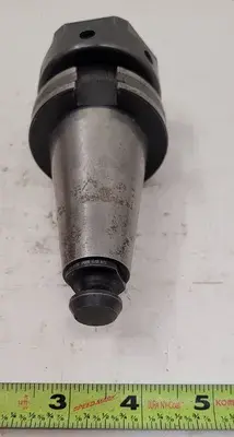 USED KENNAMETAL CV40TG100300