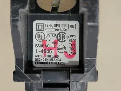 USED SQUARE D QOB115