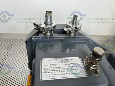 USED WELCH 1402 DUOSEAL BELT-DRIVEN ROTARY VANE VACUUM PUMP 115/230V