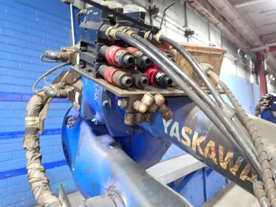 USED 2016 YASKAWA ELECTRIC / MOTOMAN YRMS165/MH180A00