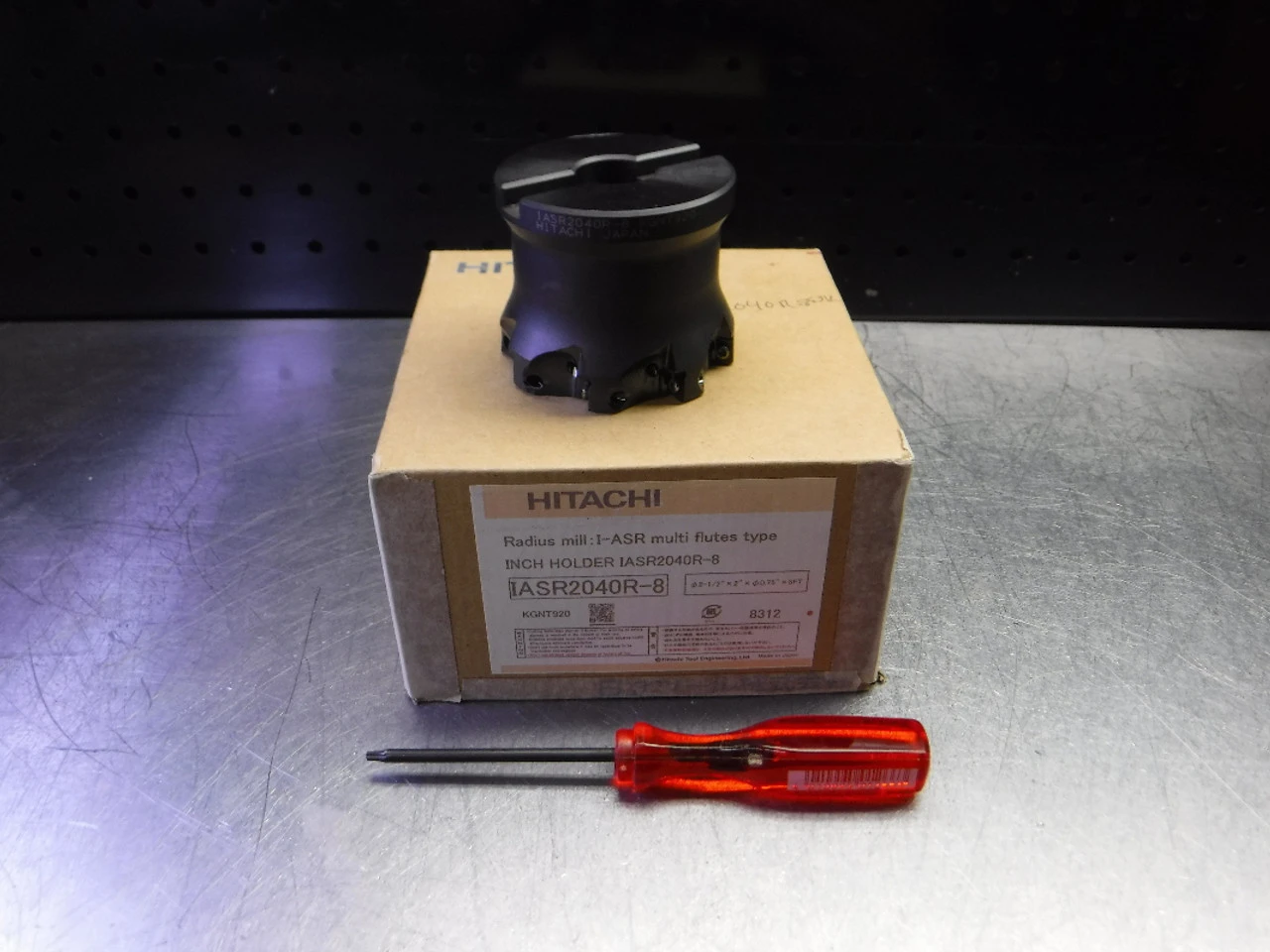 Hitachi 2.5" Indexable Coolant Thru Facemill 3/4" Arbor IASR2040R-8 (LOC1968D)