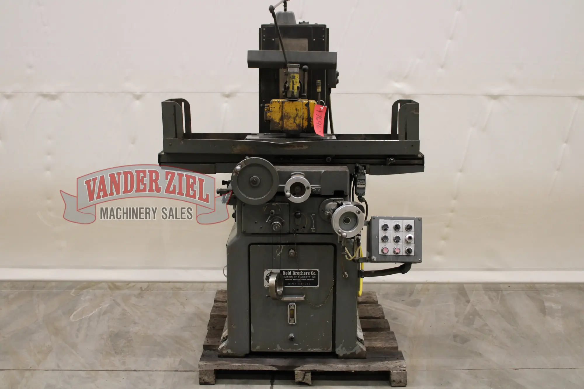 Used CINCINNATI CINCINNATI TOOL & CUTTER GRINDER Tool & Cutter Grinders Michigan US | Vander Ziel Machinery Sales #1265633