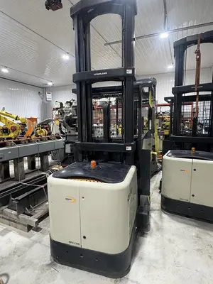 Used 2016 CROWN SP3520-30 Order Pickers Michigan US | Aucto #1308086