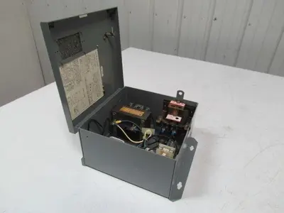 Square D SK5271R Transformer Disconnect Pri 230/460V Sec 115V Class 9070