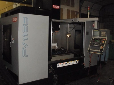 USED 2012 TOYODA FV1165