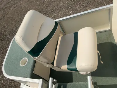 Used 2001 BENNINGTON 227 FS Boats (Misc) Michigan US | Miedema Asset Management Group #1321235