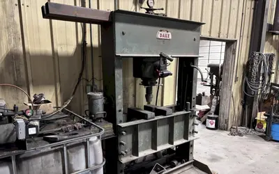 125 TON X 48" DAKE H-FRAME HYDRAULIC PRESS: YOBRO #24587