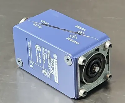 Telemecanique ZC2JD1 Limit Switch Sensor (BIN423)