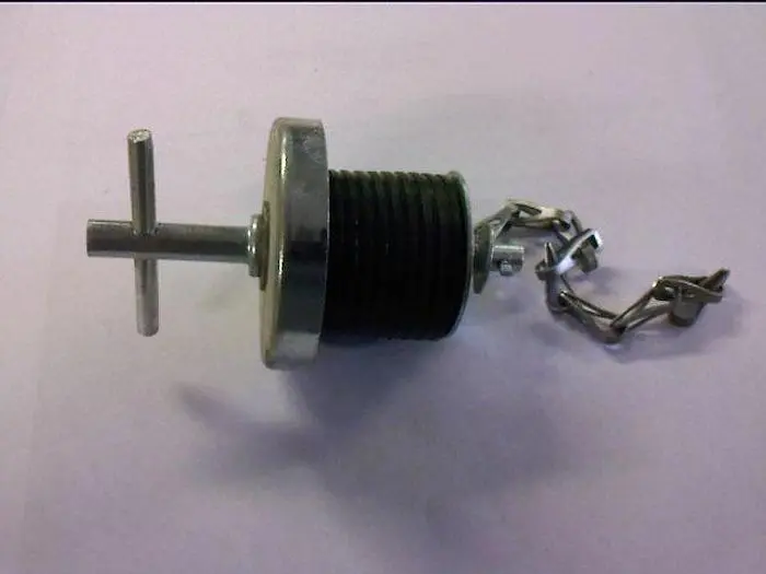 New | in-Stock MOELLER 1-1/2” OIL FILL CAP PART # 44901-10 Automotive Parts Pennsylvania US | East West Machinery & Drilling #1416619