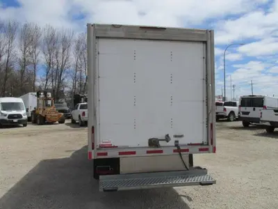 Used 2022 GMC SAVANA 3500 Box trucks Manitoba CA | Conquest Truck & Auto Sales #1421349