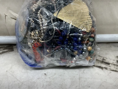 Used _UNKNOWN_ _UNKNOWN_ Jewelry & Gemstones Michigan US | Miedema Asset Management Group #1760465