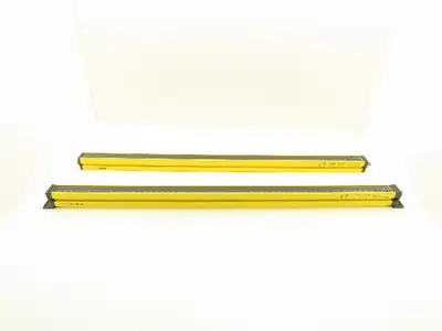 Contrinex Safety Light Curtain Sender Receiver Set 924mm YBB-30*4-0900-G012