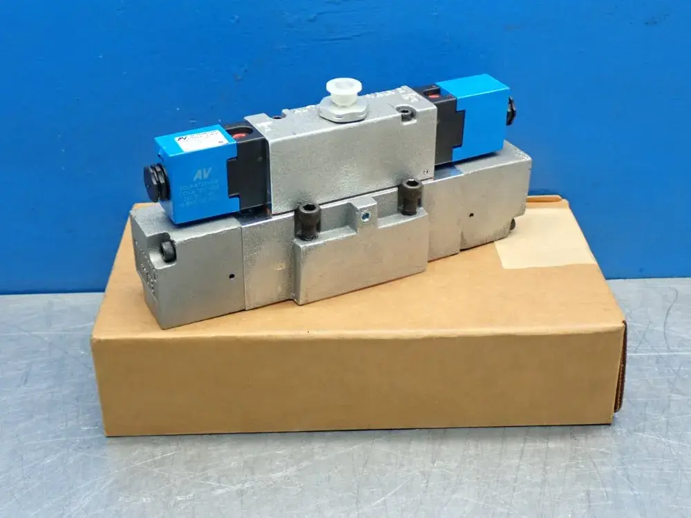 NEW AUTOMATIC VALVE USA 407B67S3S3DB7
