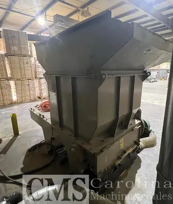USED SCAN HUGGER WOOD GRINDER