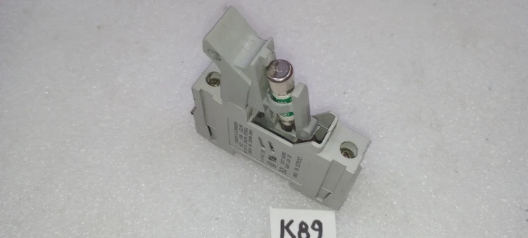 Used Buss CHM1I Fuse Holder Fuse Accessories Arizona US | ASSET CONVERSION SPECIALISTS, INC. #312665