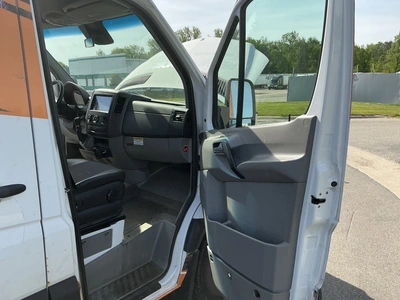 USED 2014 MERCEDES-BENZ SPRINTER