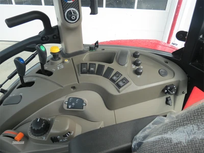 New | in-Stock 2024 CASE IH FARMALL 110C Utility Tractors Pennsylvania US | Zimmerman Farm Service #1410488