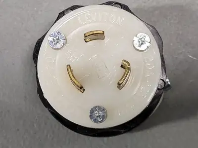 NEW LEVITON 2311