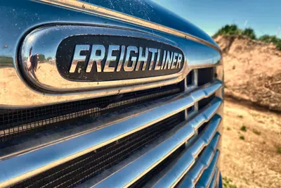 Used 2008 FREIGHTLINER COLUMBIA Conventional trucks Wisconsin US | Proxy Equipment #1385052