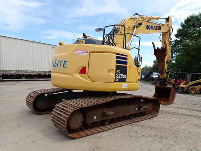 Used 2016 KOMATSU PC228US LC-10 Crawler Excavators Massachusetts US | Brookside Equipment Sales #1422157