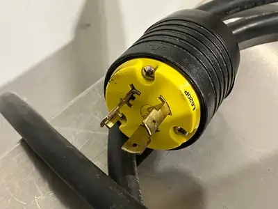 Used Saunders & Associates 4220 Chamber for Parametric Testing, 2255 Controller Semiconductor Test Michigan US | Maverick Industrial Sales #1502420