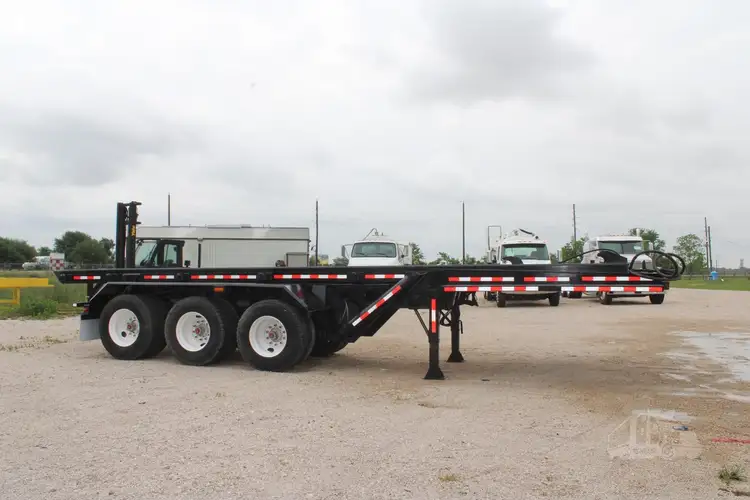 Used 2013 DRAGON PRODUCTS LTD TCT440 Hooklifts & Roll-Offs Texas US | Roll Off Truck World #1491825