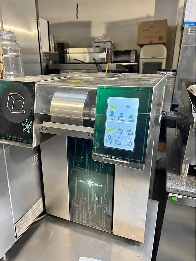 USED KOLICE FLAKY ICE CREAM