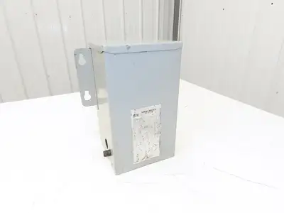 Sola Hevi-Duty HS5F3AS Transformer 3kva 1PH 240/480HV 120/240LV Type 3R