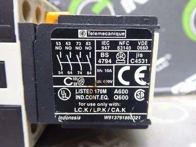 Telemecanique CA3KN40 Contactor with Aux. Contact and Supressor Diode Used